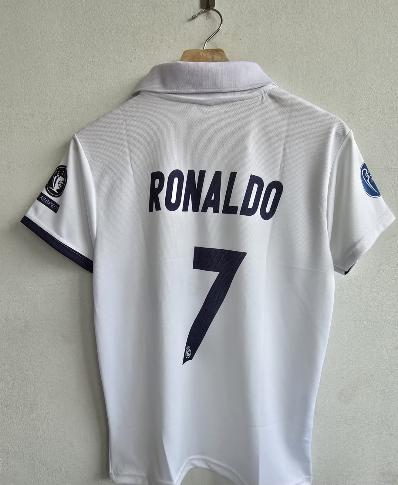Real Madrid 2016-17 home (RONALDO) - View 2